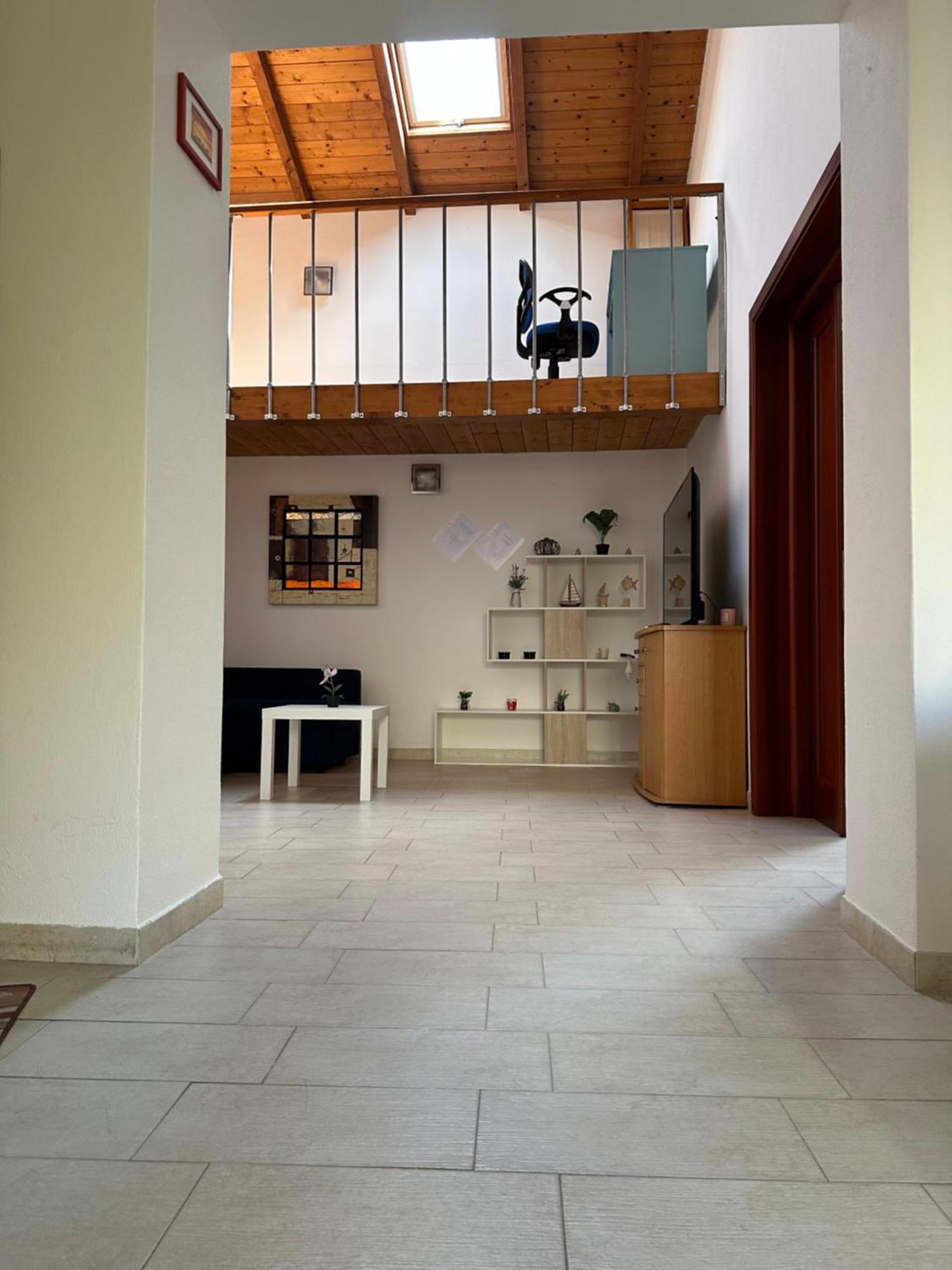 Stylish Loft Trivano 2 Beds/2 Bath Ferienhaus